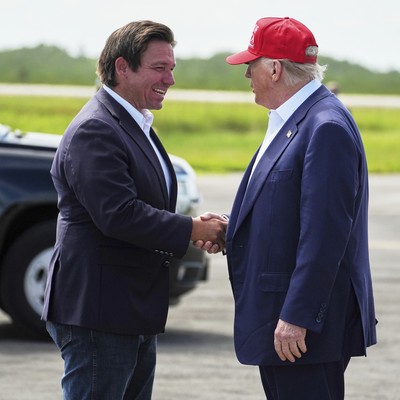 Trump Arrives in FL Where He Gets an Epic Gift From DeSantis 