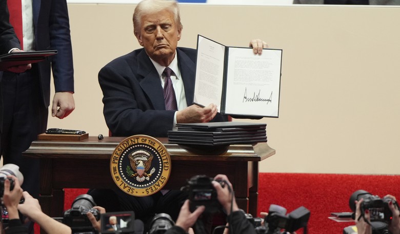 BREAKING: Federal Judges Block Trump Executive Order Restricting Birthright Citizenship