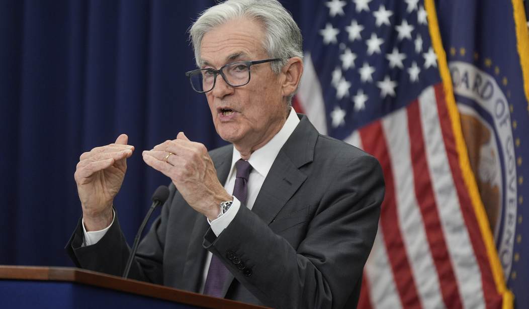 Federal Reserve Keeps Rates the Same in First Post-Powell Meeting