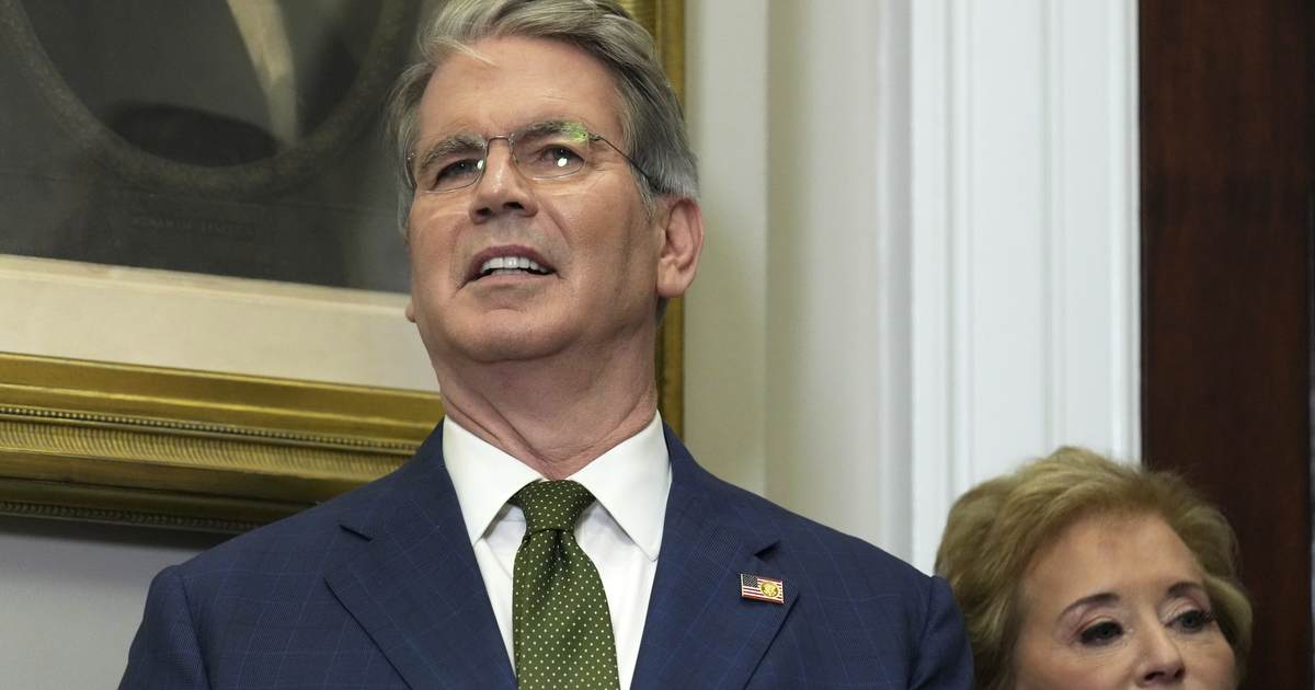 US Treasury Sanctions Russian Oil Companies Over Ukraine War