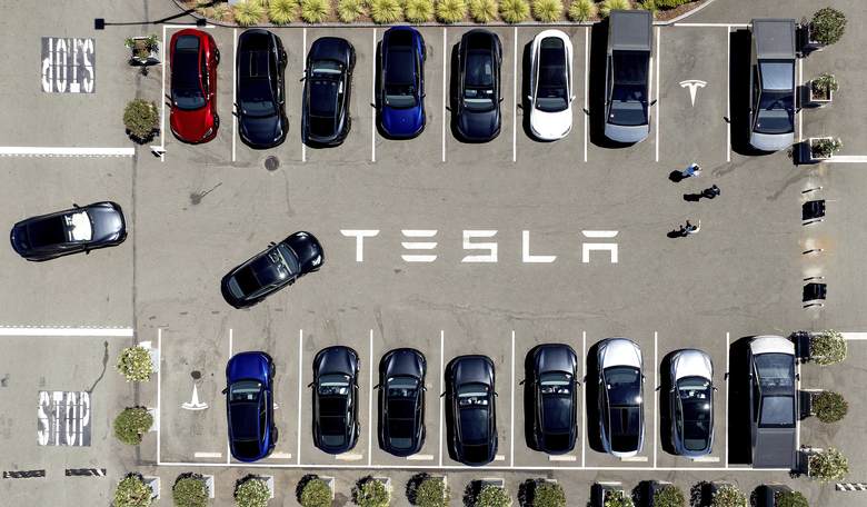 Las Vegas Man Gets 5 Years for Molotov Attack on Tesla Collision Center