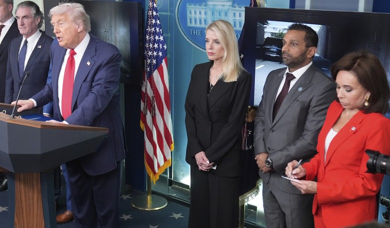 The Left’s Hysteria Over Trump’s Immigration Enforcement Plans in Chicago