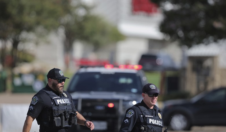 Abbott Urges Adult Charges for Teens Who Committed 12 Shootings