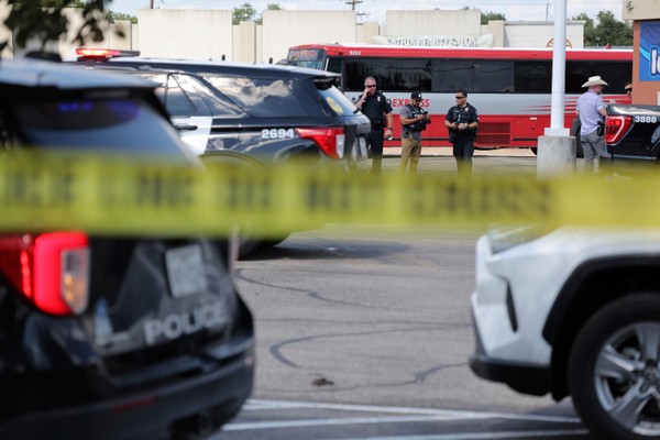 10 Shootings Rock South Austin; 2 Suspects in Custody, 1 Still at Large