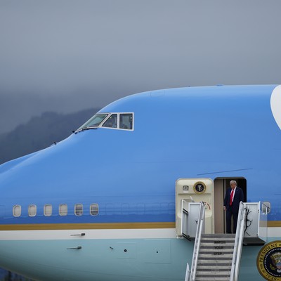 New Air Force 1 Deploys Emergency Slide Before Trump's Dallas Visit — His Texas Trip Was 'Delayed'