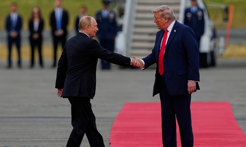 Trump Confirms Call With Putin – but Explains The Biggest Obstacle to Ending the War