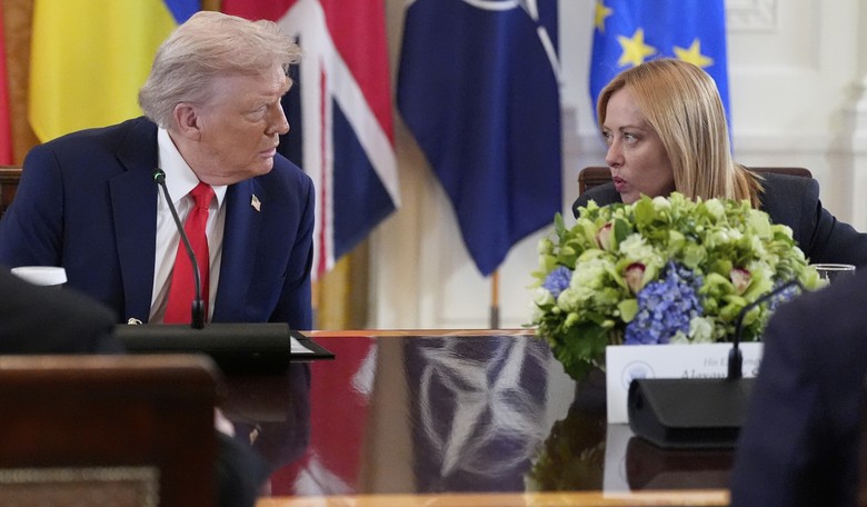 Lefty Trump Supporter Calls Out NYT for Their Fake Headline About Trump's Ukraine Talks