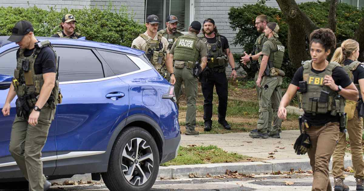 Feds Raid Los Angeles School District Superintendent's Home and Office