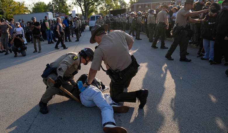 Five Charged in Federal Court with Assaulting or Resisting Federal Agents in Chicago