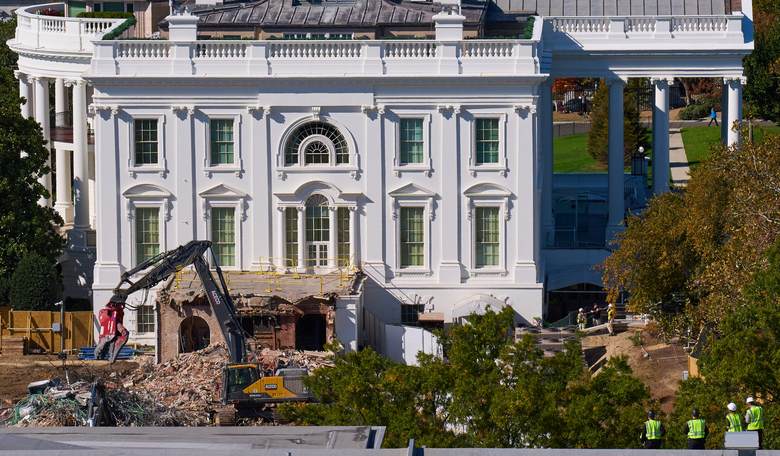 Dear Kristen Welker (and Other Morons Who Think the White House Is Being Torn Down)