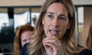 New Jersey Law Lets Abortion Patients Sue Sidewalk Counselors