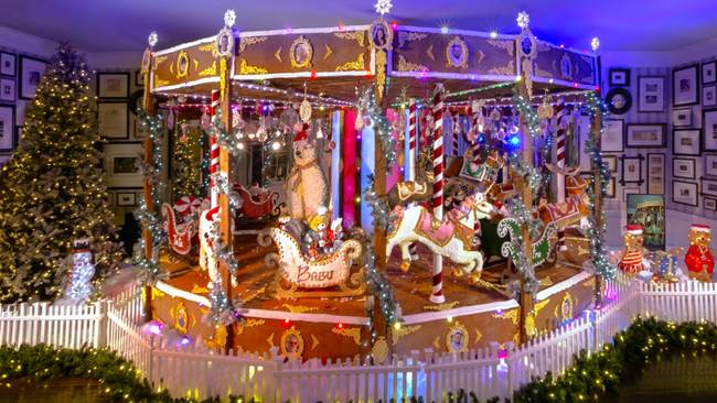 Bedford Springs Delights With Small-Town Christmas Charm