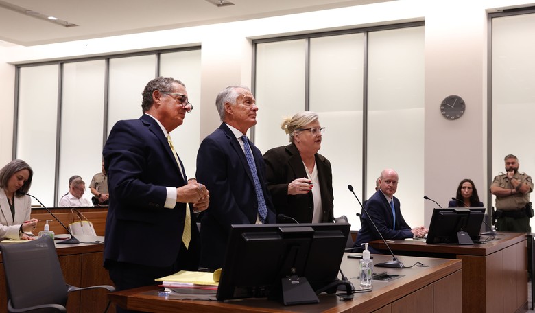 Robinson's Defense: We Need Six Months to Read All the Evidence Against Our Client