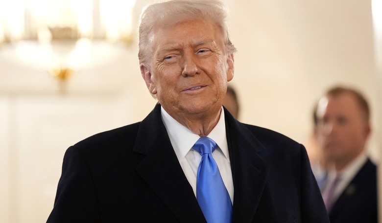 Trump Issues Kaitlan Collins a Key Reminder From the Oval Office
