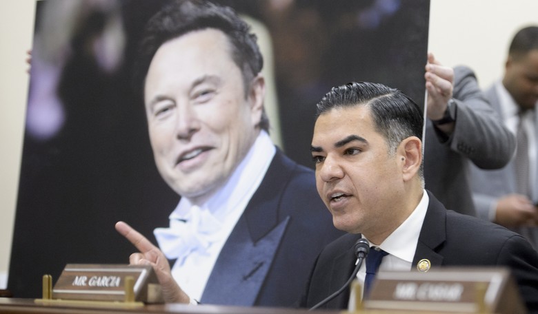 Jennings Embarks on Another Dramatic Showdown Over Dem Priorities, This Time Against Radical Congressman