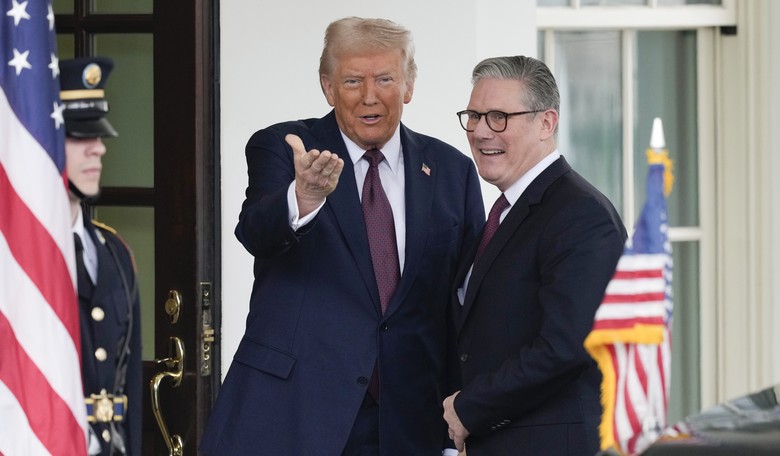 Pres. Trump Shuts Down Fake News Attempt to Sow Division During Presser With UK PM Starmer 