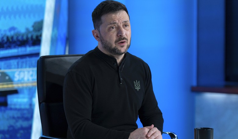 Democrats Encouraged Zelensky to Scoff at a Possible Peace Deal, Setting Up Oval Office Blowout