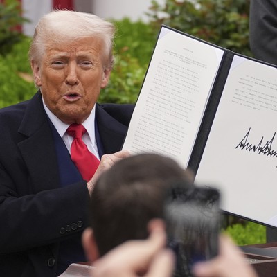 President Trump's New Order on H-1B Visas Sends Shockwaves Through Immigrant Communities