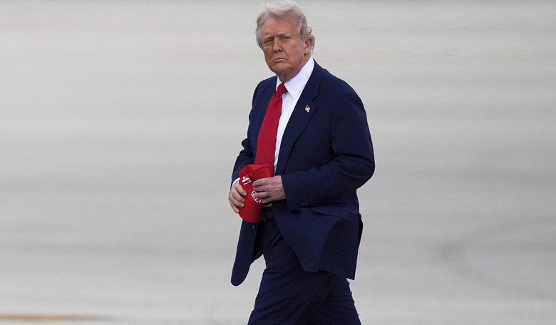 Another Poll Brings Bad News for Democrats, While Trump's Approval Holds Steady