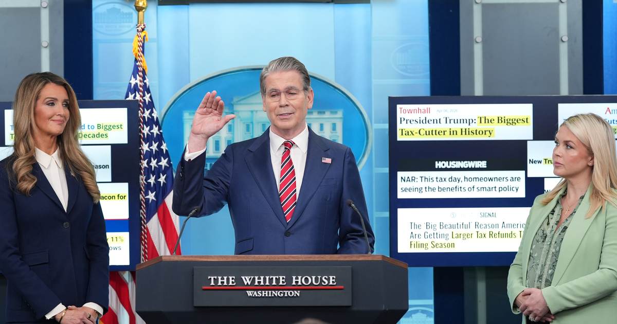 Trump White House's Tax Day Message: We Saved the American People From the Dems' $4 Trillion Hike