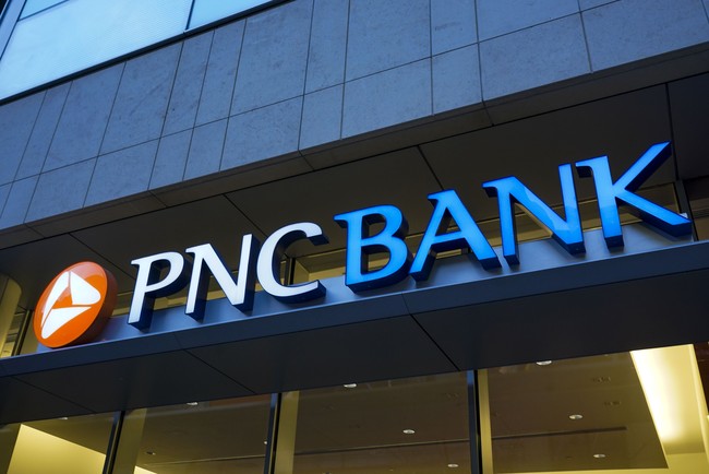Trump Moves to Remove Illegal Aliens From Banking System, Protecting American Finances