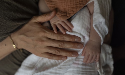 Baby Gabriel Update: Emotional Testimony As Surrogate Mother Faces Baby's Bio Donors in Dallas Court