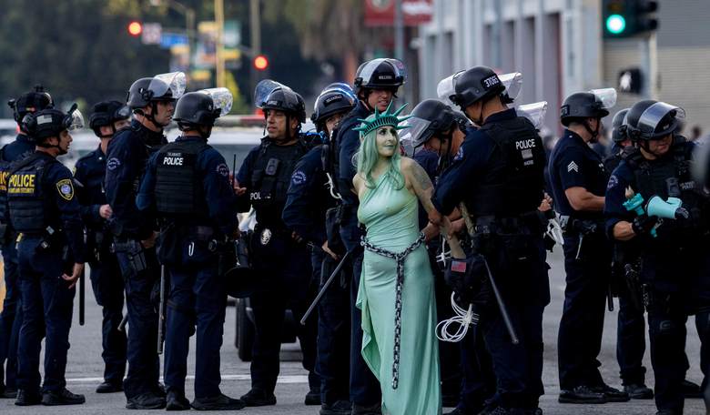 'What Is Even Happening': City Council Votes to Allow Non-Citizens to Become Police Officers
