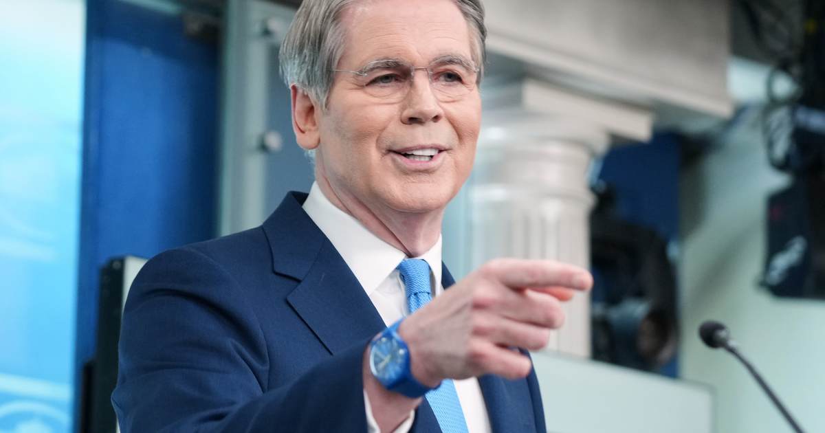 “Newsom’s Radical 100% Tax Proposal Under Fire – What Bessent Claps Back With!”