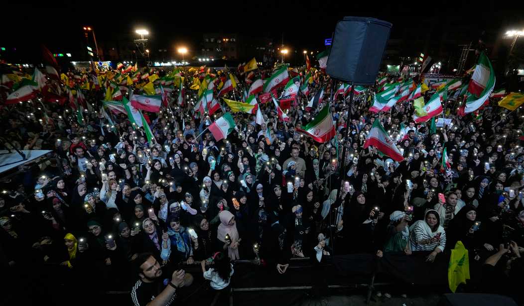 Four Republicans Join Democrats As U.S. House Passes Iran War Powers Resolution