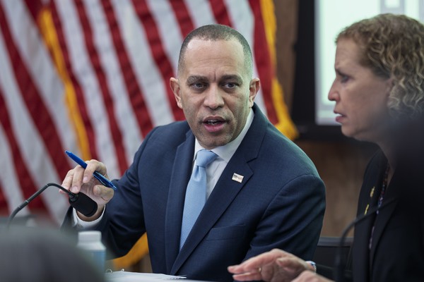 Hakeem Jeffries Wants to Focus on the Economy but His Fellow Democrats Are Stuck on Stupid