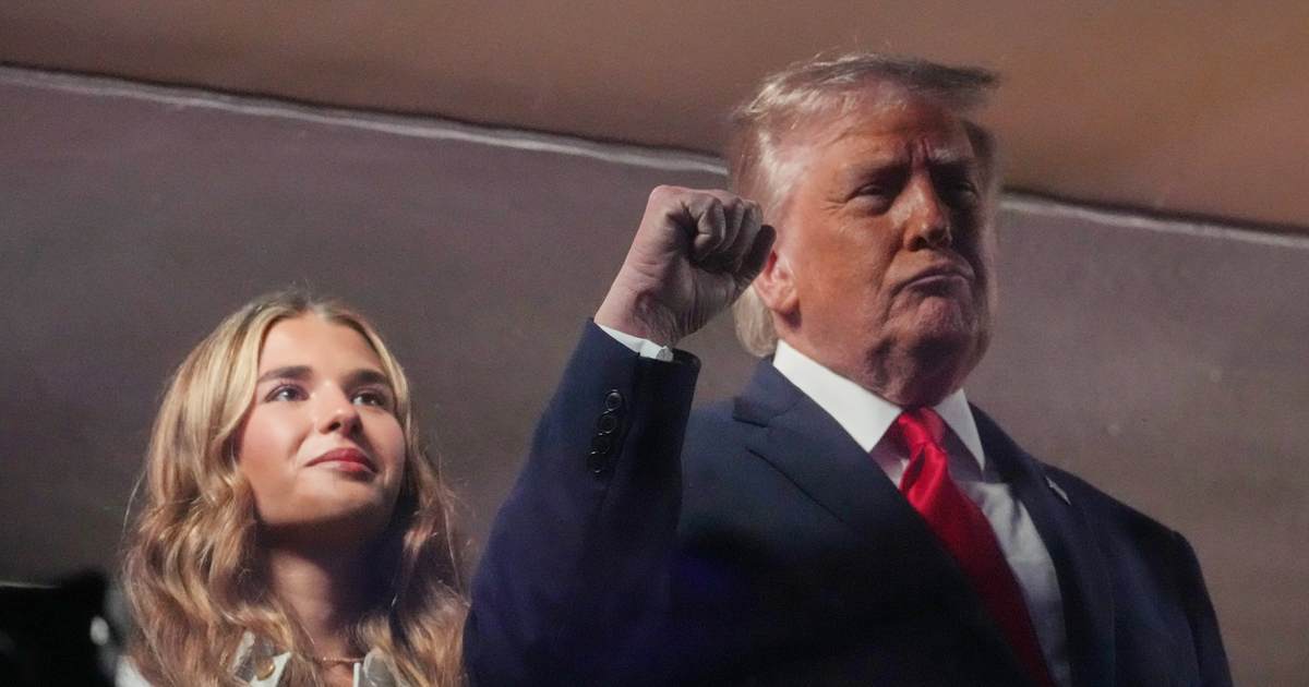 Trump booed during anthem at Knicks NBA Finals game