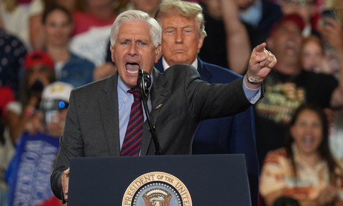 Could Bruce Blakeman Unseat Kathy Hochul?