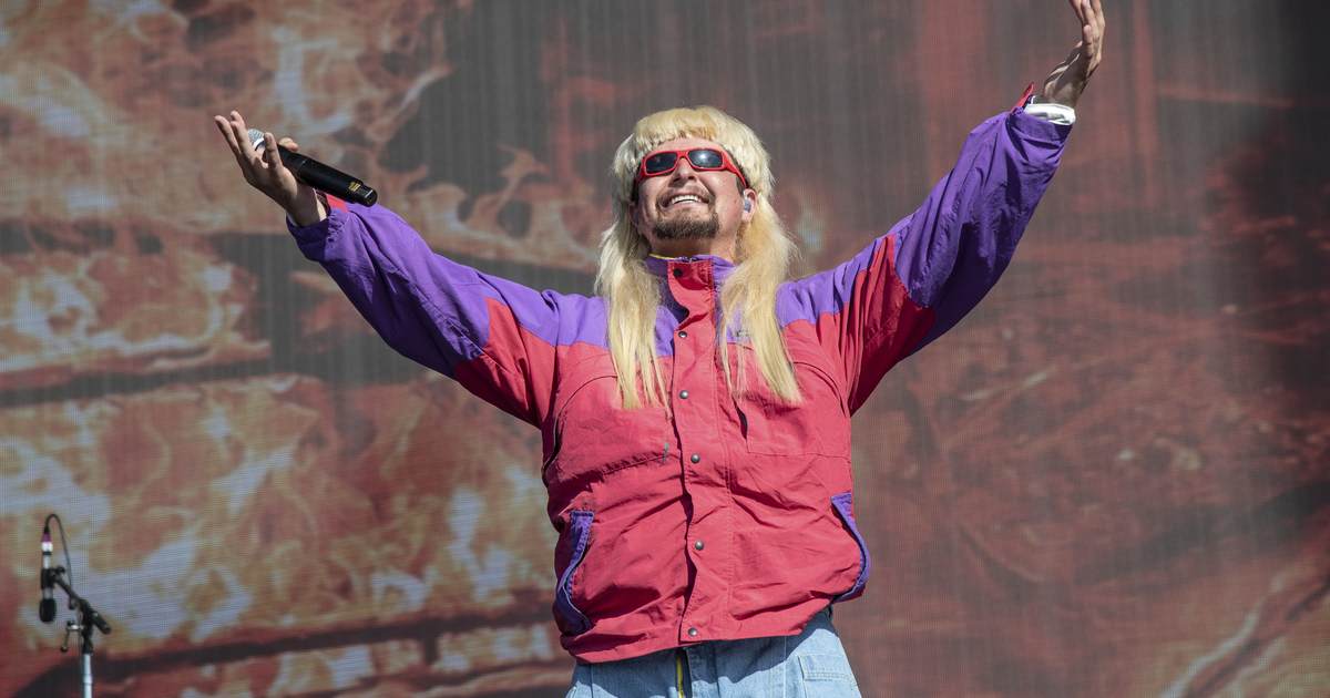 World - Famous Singer Oliver Tree Dies After Mid - Air Helicopter Collision