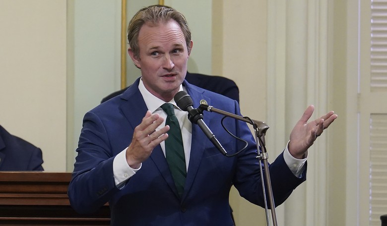 Republicans Add to Narrow House Majority With New Member