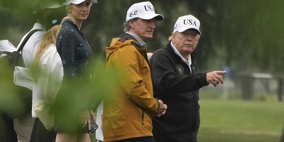 Morning Minute: If a Tree Falls on a Golf Course...