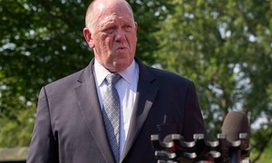 Tom Homan Chimes in on Ilhan Omar Investigation As Markwayne Mullin Looks to Grand Jury