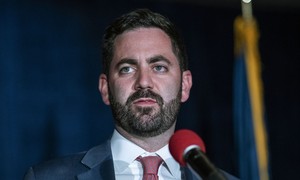 This Vulnerable House GOP Member Has Found an Unlikely Ally 