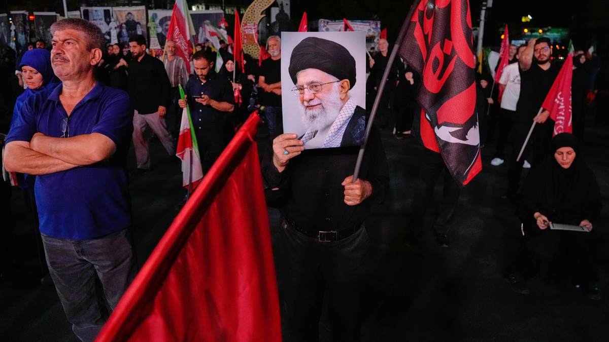 Talks 'Have Not Stopped' Between United States and Iran Despite Strikes