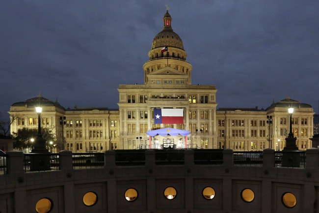 Texas Bureaucracy Bans Hemp-Derived THC Products