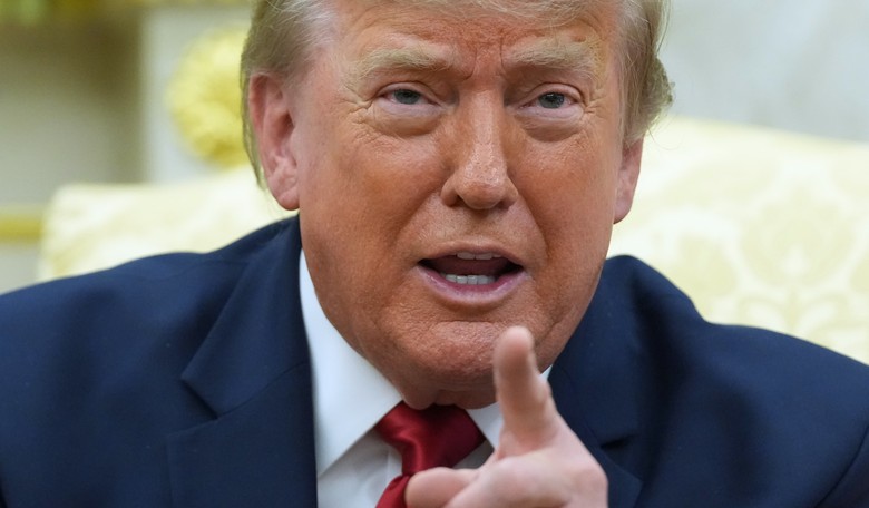 Trump Had a Meeting With His Top Operatives, and It Wasn't a Moment Too Soon
