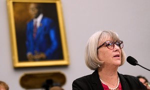 The Battle Over History and the Smithsonian