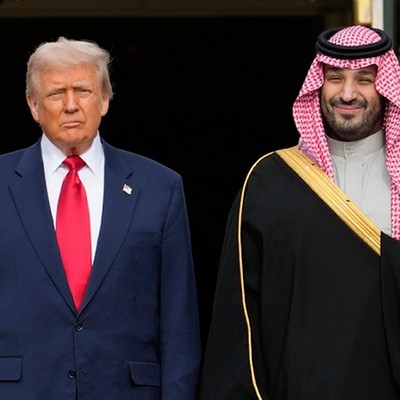 Saudi Crown Prince Meets CENTCOM Chief Amid Escalating Houthi Attacks