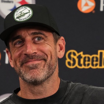 Aaron Rodgers Drops a Bomb on Tony Fauci, the 'Absolute Coward' 