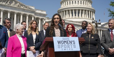 Watch Democrats Take a U-Turn on Men in Women's Sports