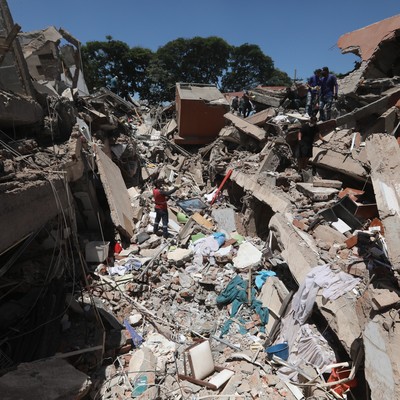 Death Toll Rises to 111 As Massive Earthquake Terrorizes Colombia 