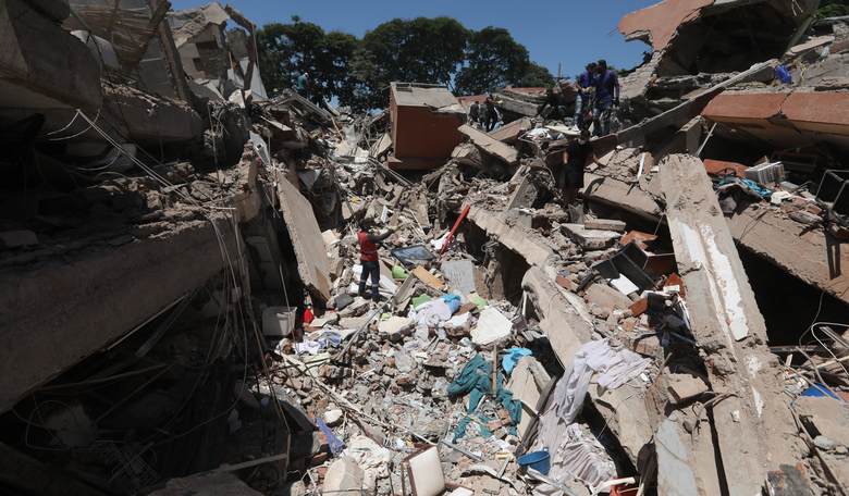 Terrifying Video of Apartment Building Collapse Emerges As Monster 7.4 Quake Rocks Colombia