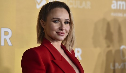 We Know How Hayden Panettiere Died