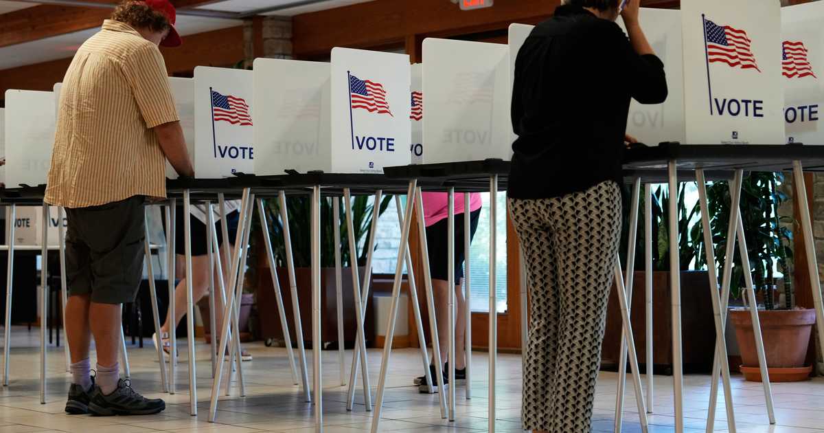 'Big City Virtue Signaling': Ballots in 12 Languages in Chicago Raise Eyebrows for Illinois GOP