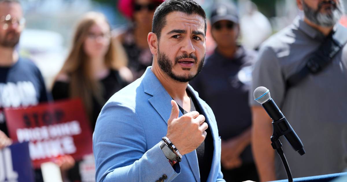 Controversial Account Raising Concerns About Abdul El-Sayed in Michigan
