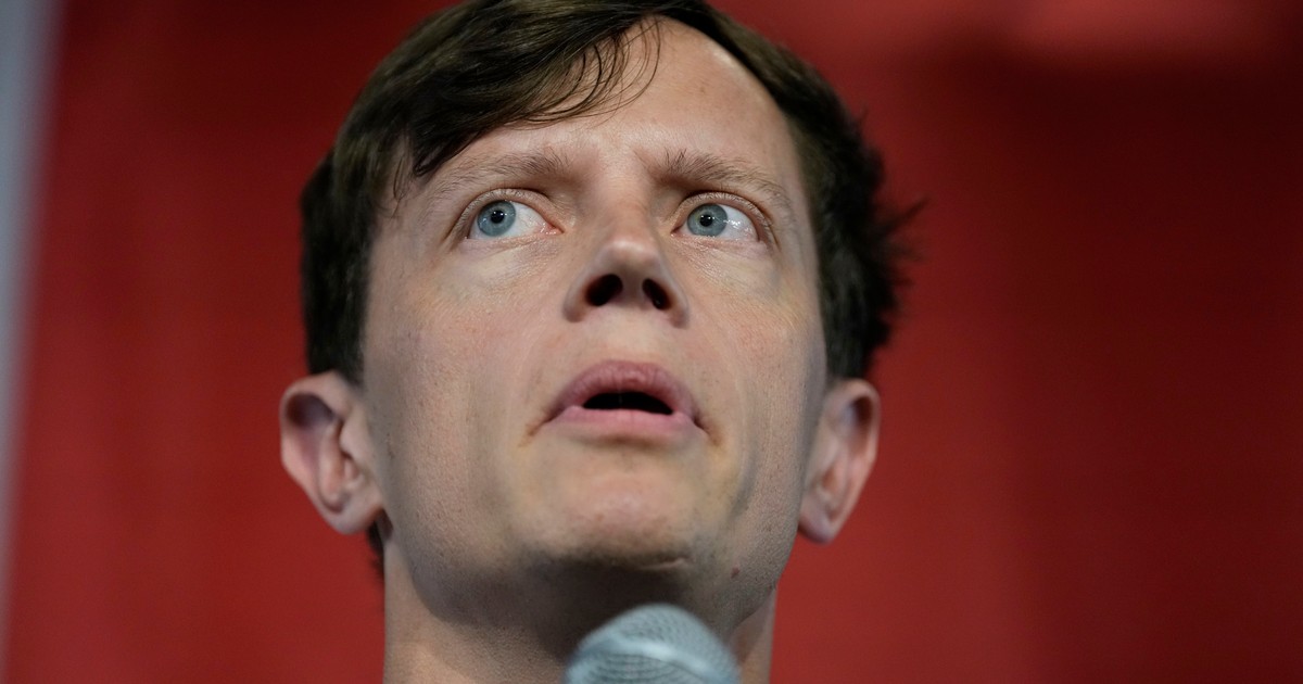 New Zach Lahn Ad Slams Billionaire Rob Sand for Wanting Higher Taxes ...